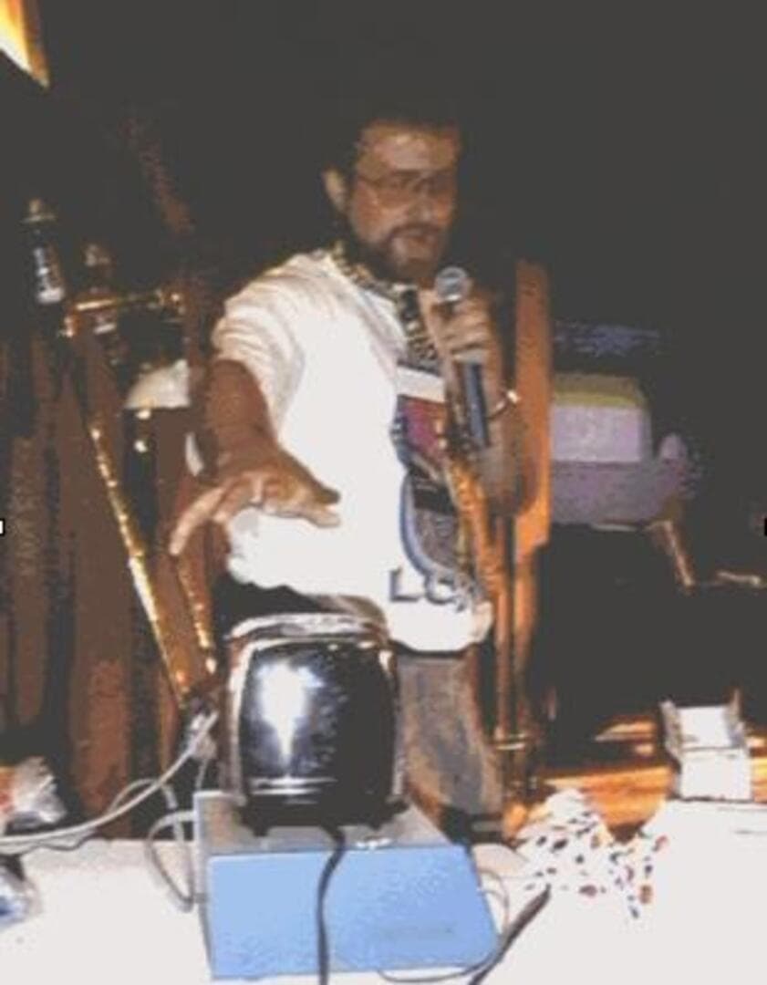 Demo of internet-connected toaster, Interop, 1990.